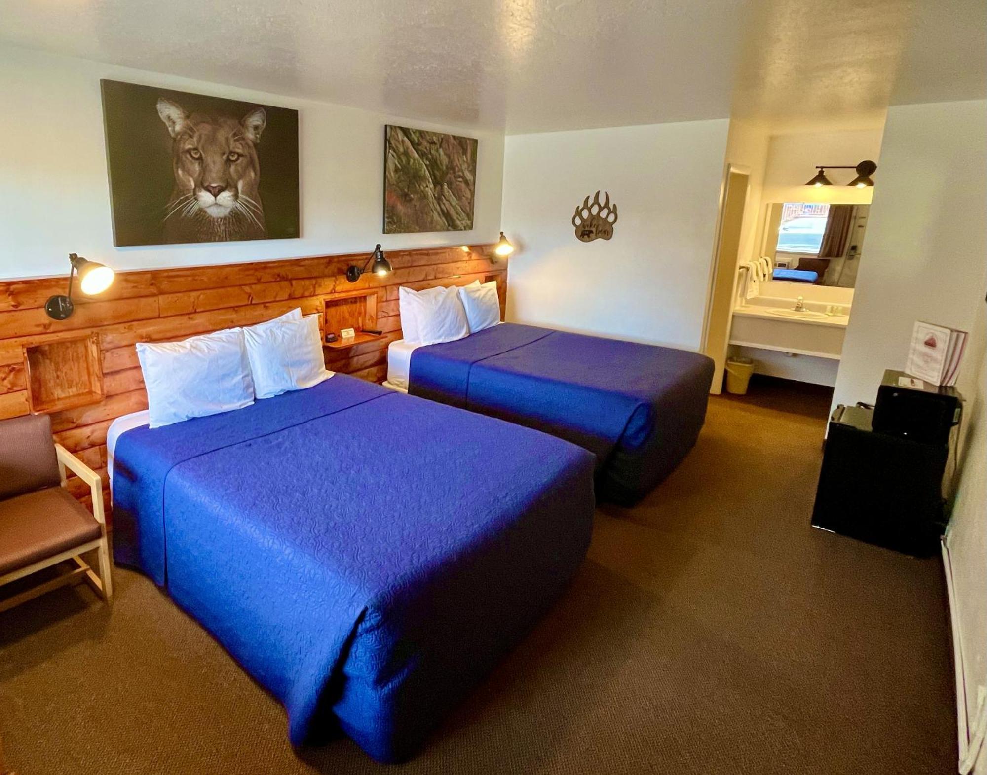 Red Bear Inn เอนนิส ภายนอก รูปภาพ