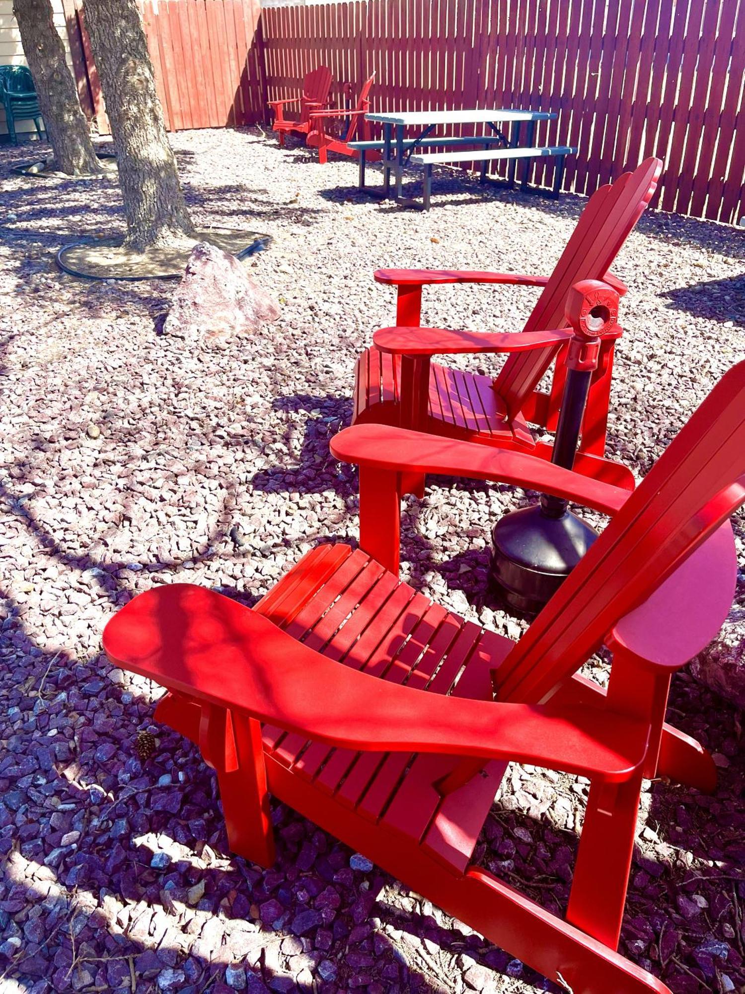Red Bear Inn เอนนิส ภายนอก รูปภาพ