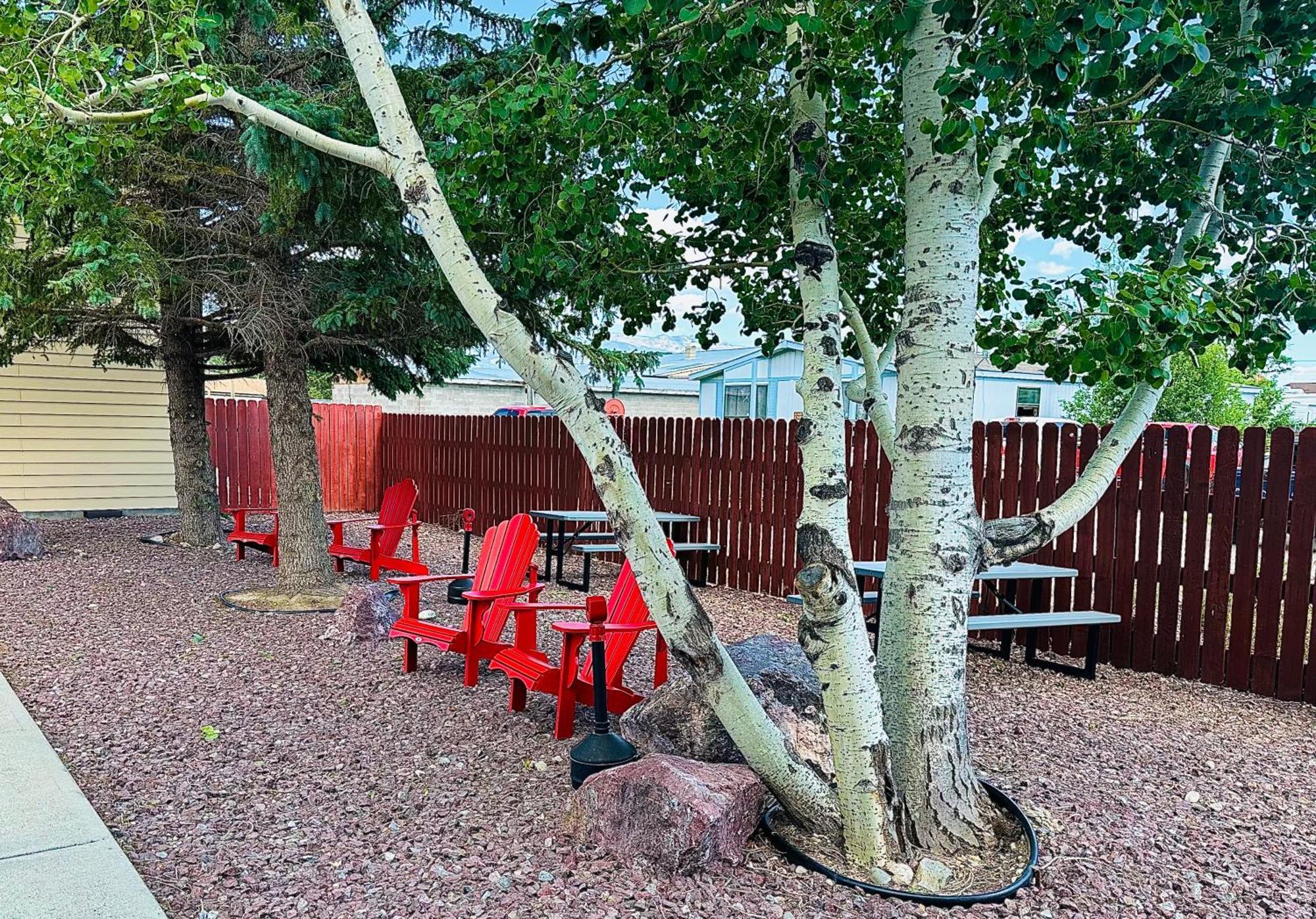 Red Bear Inn เอนนิส ภายนอก รูปภาพ